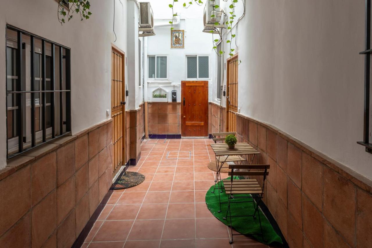 Santa Clara Urban Apartment II Seville Exterior photo