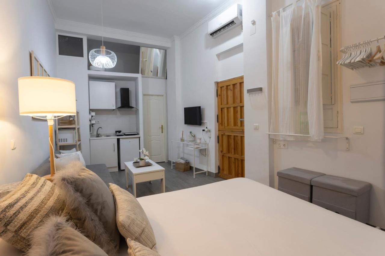 Santa Clara Urban Apartment II Seville Exterior photo