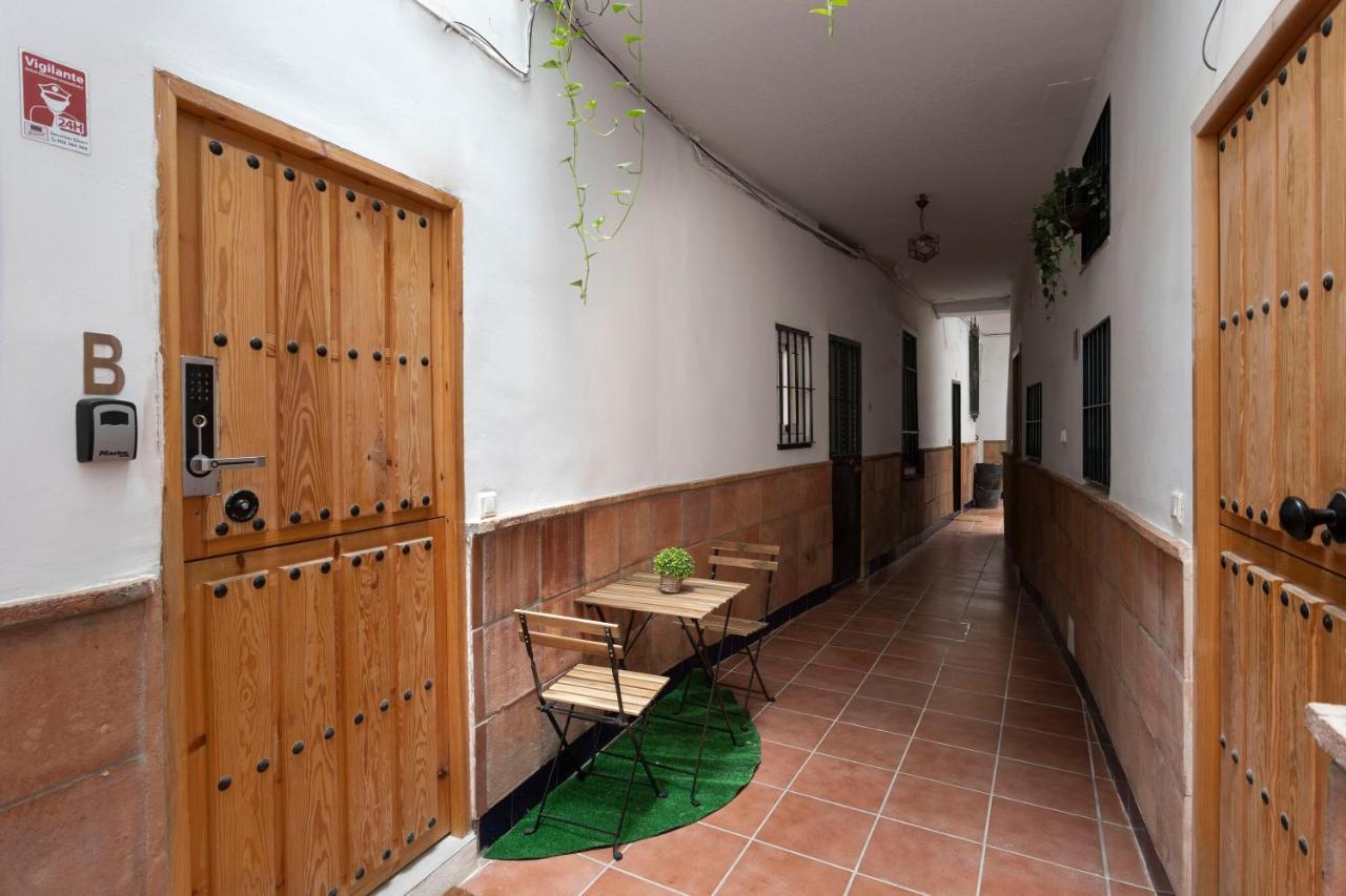 Santa Clara Urban Apartment II Seville Exterior photo