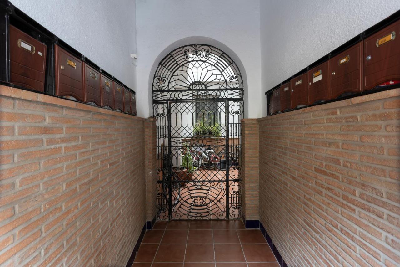 Santa Clara Urban Apartment II Seville Exterior photo